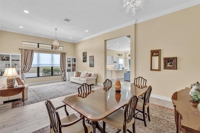 9172 E Leon Cir E, Parkland, FL 33076