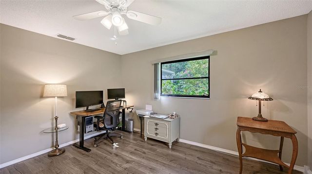 4873 HUNTLEIGH DRIVE, Sarasota, FL 34233