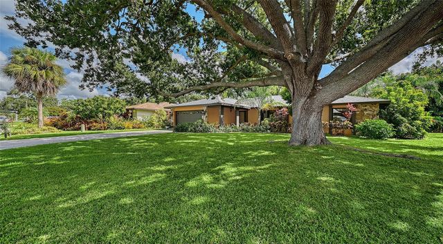 4873 HUNTLEIGH DRIVE, Sarasota, FL 34233