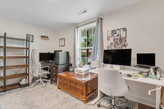 2122 Cleveland Avenue, Chattanooga, TN 37404