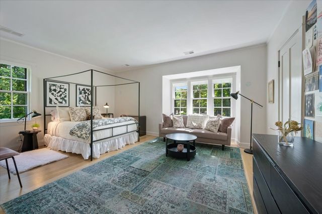 203 Prospect Avenue, Highland Park, IL 60035