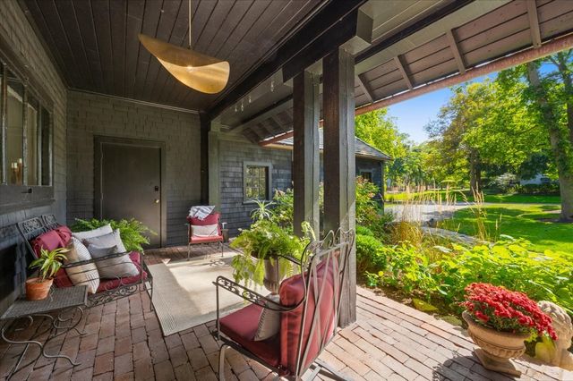 203 Prospect Avenue, Highland Park, IL 60035