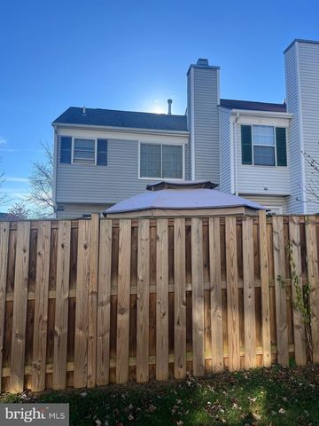 832 SMARTTS LN NE, Leesburg, VA 20176