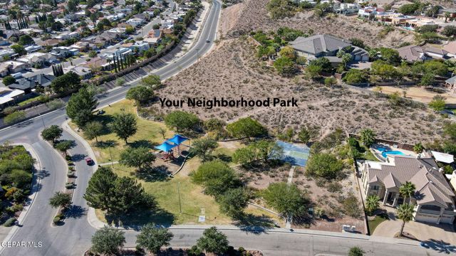 1039 CALLE FLOR Place, El Paso, TX 79912