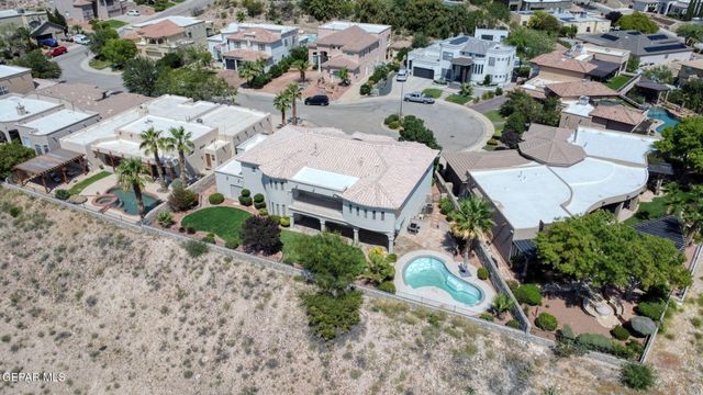 1039 CALLE FLOR Place, El Paso, TX 79912