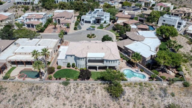 1039 CALLE FLOR Place, El Paso, TX 79912