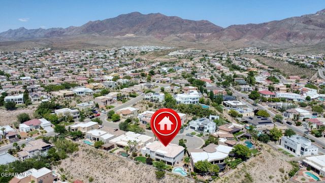 1039 CALLE FLOR Place, El Paso, TX 79912