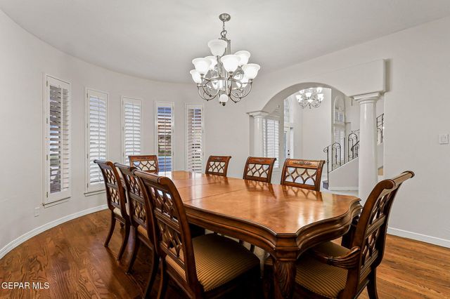 1039 CALLE FLOR Place, El Paso, TX 79912