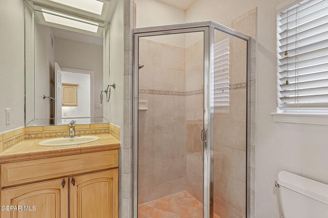 1039 CALLE FLOR Place, El Paso, TX 79912