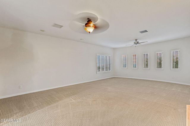 1039 CALLE FLOR Place, El Paso, TX 79912