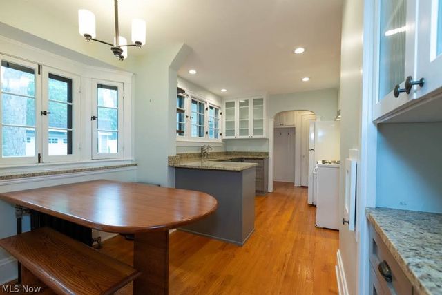 2207 Westminster Road, Cleveland Heights, OH 44118