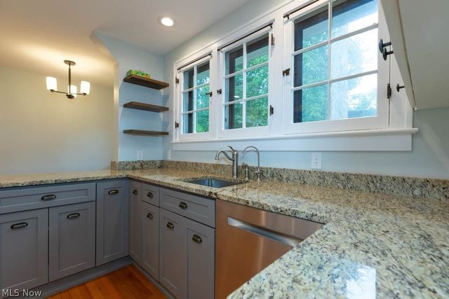 2207 Westminster Road, Cleveland Heights, OH 44118