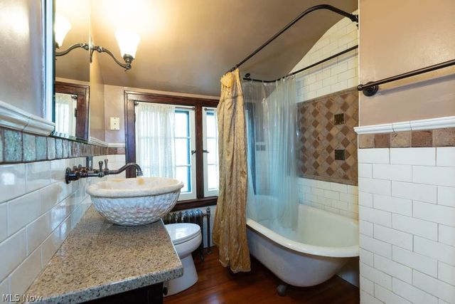 2207 Westminster Road, Cleveland Heights, OH 44118