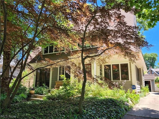2207 Westminster Road, Cleveland Heights, OH 44118