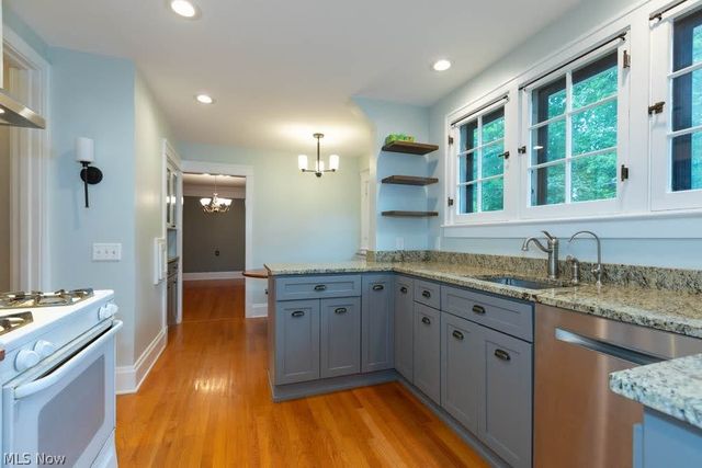 2207 Westminster Road, Cleveland Heights, OH 44118