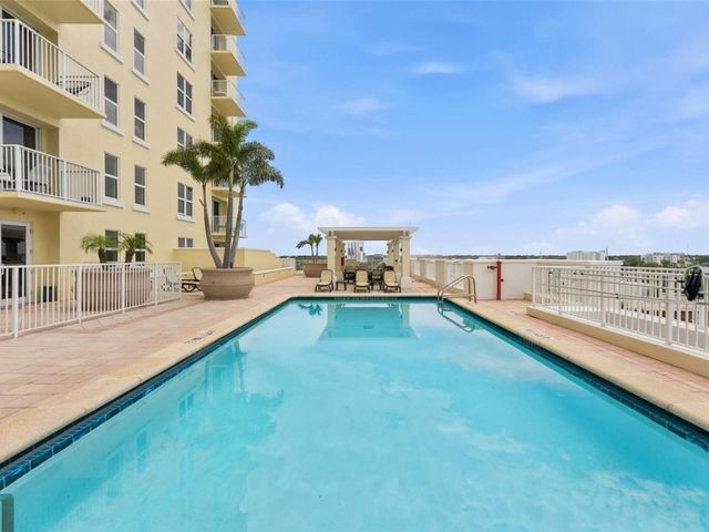 628 CLEVELAND STREET 1507, Clearwater, FL 33755