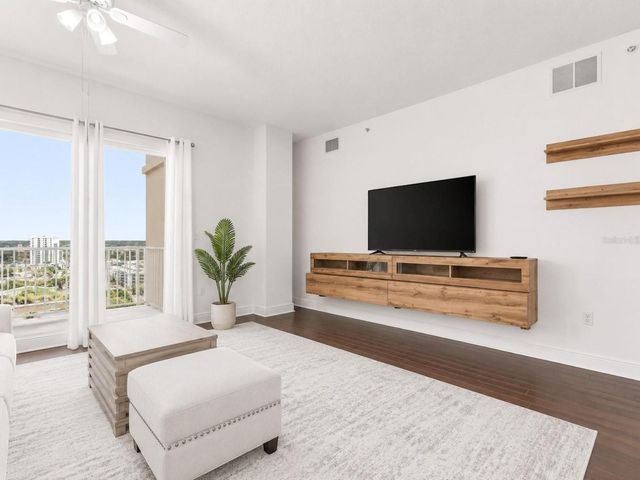 628 CLEVELAND STREET 1507, Clearwater, FL 33755