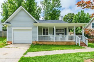 5121 Poplar Glen Drive, Matthews, NC 28104