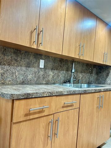 4899 NW 26th Court 249, Lauderdale Lakes, FL 33313