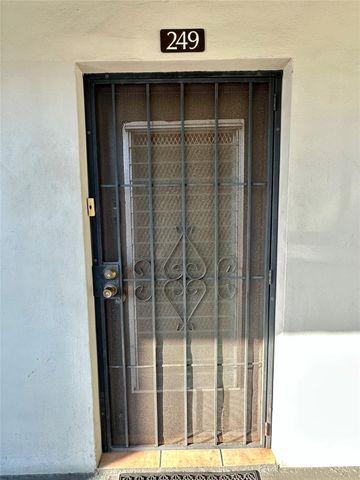 4899 NW 26th Court 249, Lauderdale Lakes, FL 33313