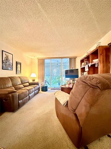 4899 NW 26th Court 249, Lauderdale Lakes, FL 33313