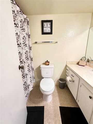 4899 NW 26th Court 249, Lauderdale Lakes, FL 33313