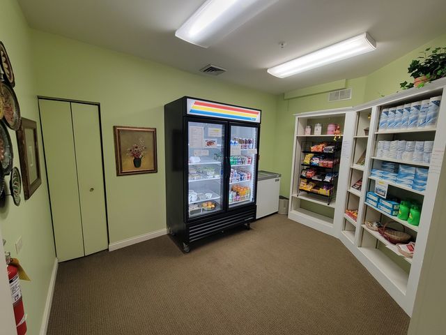 605 Barrington Avenue 216, East Dundee, IL 60118