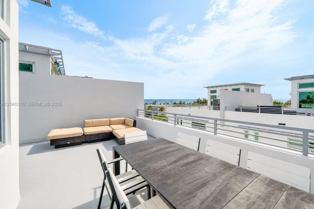 3406 SE 6th Street 3406, Pompano Beach, FL 33062