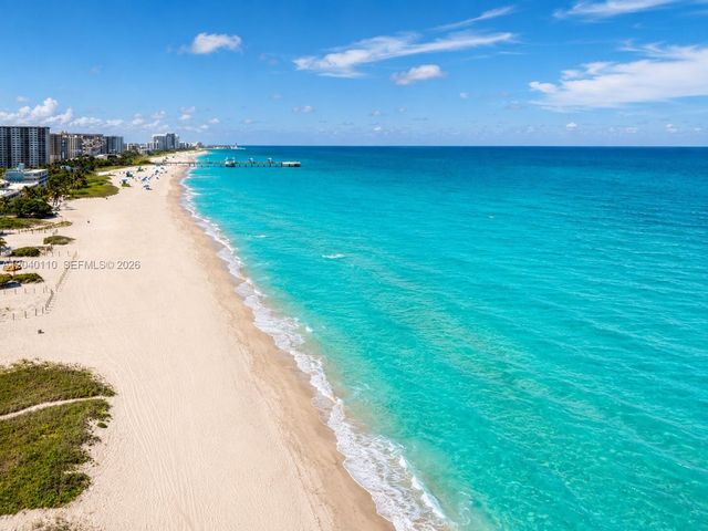 3406 SE 6th Street 3406, Pompano Beach, FL 33062