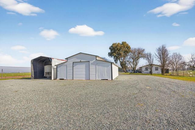 11490 N Arno Rd, Galt, CA 95632