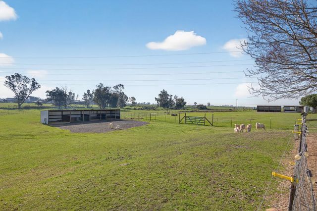 11490 N Arno Rd, Galt, CA 95632