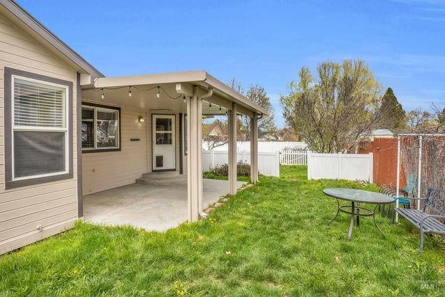 3114 Teepee Ct, Nampa, ID 83686