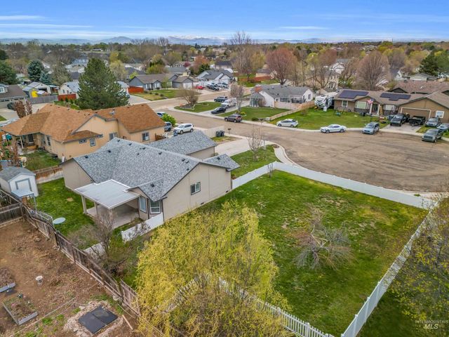 3114 Teepee Ct, Nampa, ID 83686