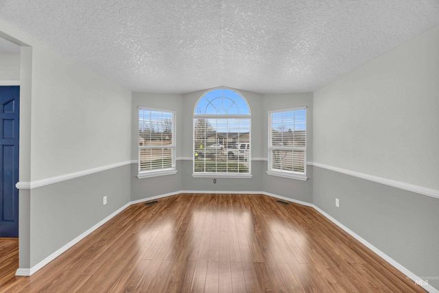 3114 Teepee Ct, Nampa, ID 83686