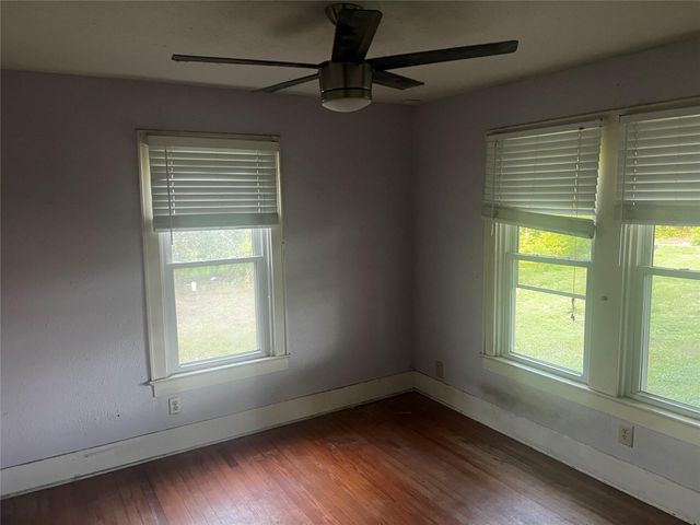 701 Oak Street, La Marque, TX 77568