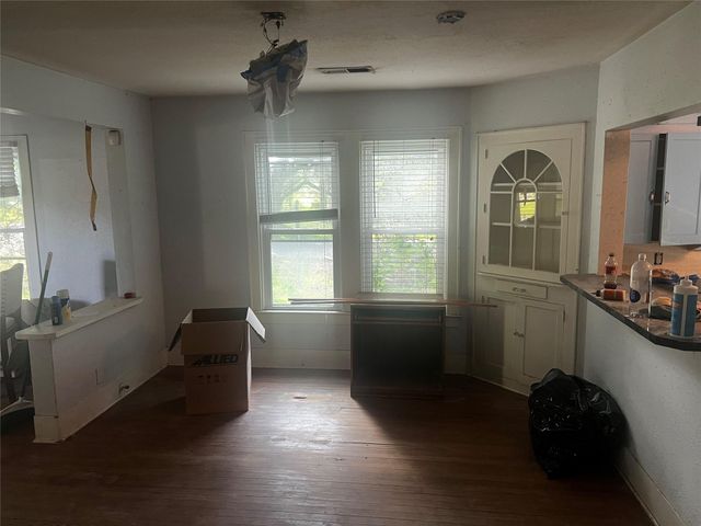 701 Oak Street, La Marque, TX 77568