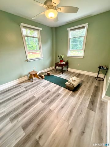 2 Hillcrest Drive, Stonington, CT 06378