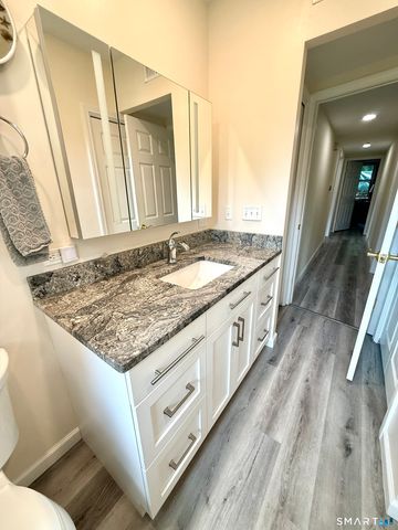2 Hillcrest Drive, Stonington, CT 06378