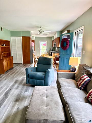 2 Hillcrest Drive, Stonington, CT 06378