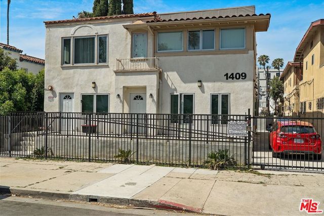 1409 N Hobart Boulevard 101, Los Angeles, CA 90027