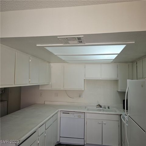 4300 Lamont Street 293, Las Vegas, NV 89115