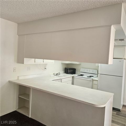 4300 Lamont Street 293, Las Vegas, NV 89115