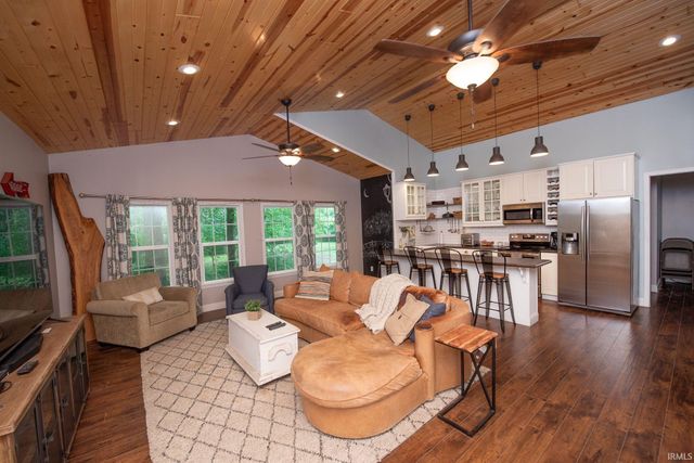 8615 McAfee Lane, Battle Ground, IN 47920