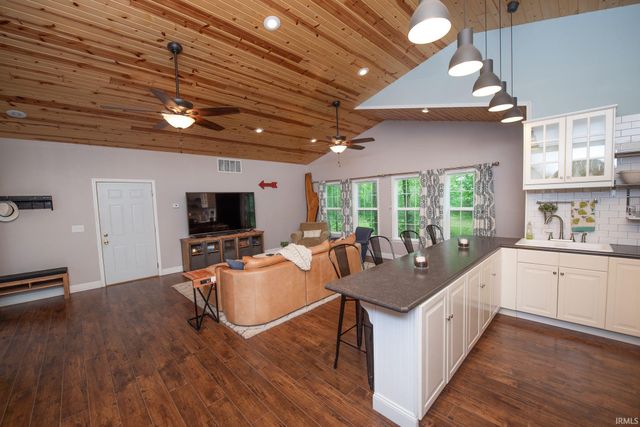 8615 McAfee Lane, Battle Ground, IN 47920