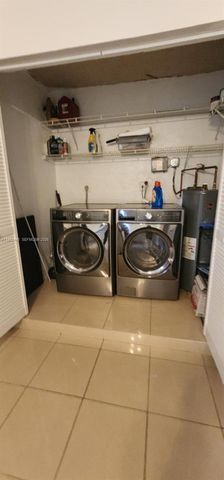 23 N Valencia Dr 2-32, Davie, FL 33324