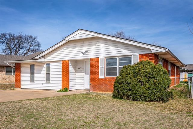 6419 NW Arrowhead Drive, Lawton, OK 73505