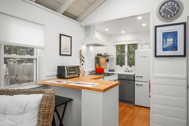 19 Captain Richards Way, Chatham, MA 02633