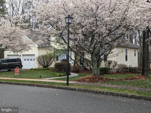50 HANNAH LEE RD, Barnegat, NJ 08005
