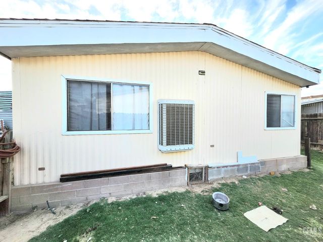 6000 E Brundage Lane 35, Bakersfield, CA 93307