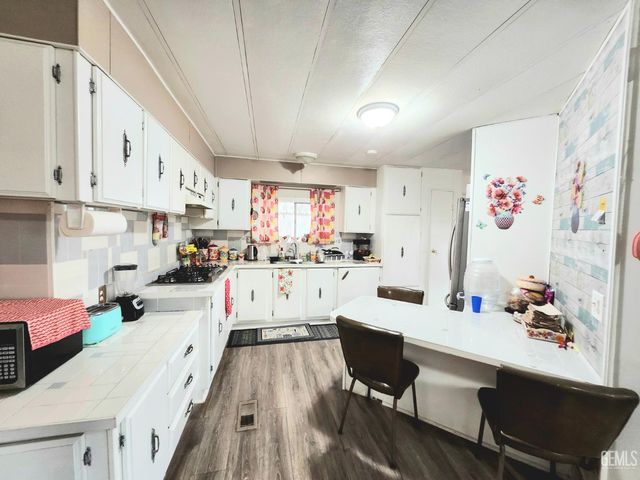 6000 E Brundage Lane 35, Bakersfield, CA 93307